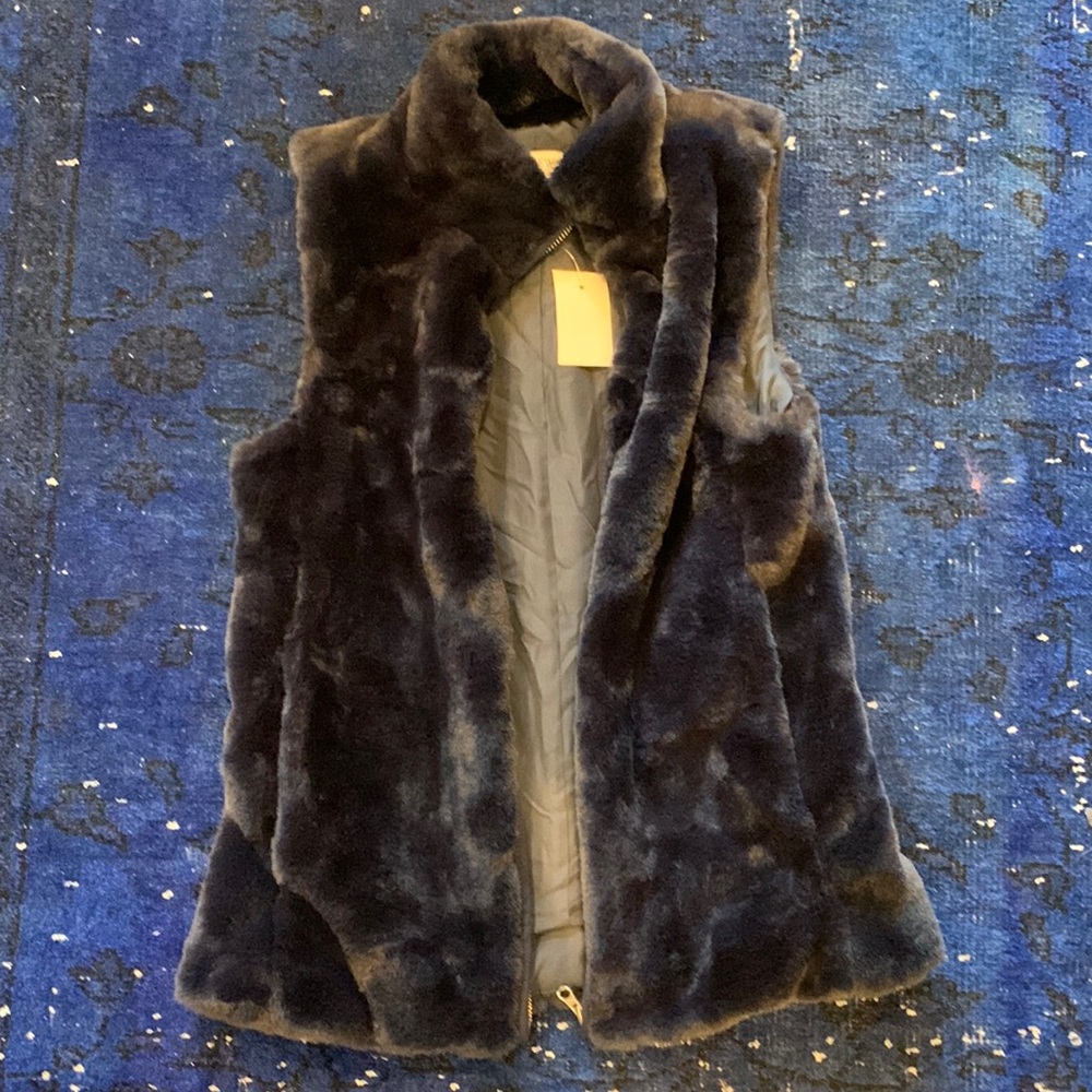 NWT navy blue fur JCrew Factory vest XXS